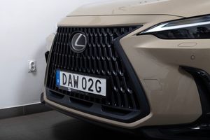 Lexus NX bild 3