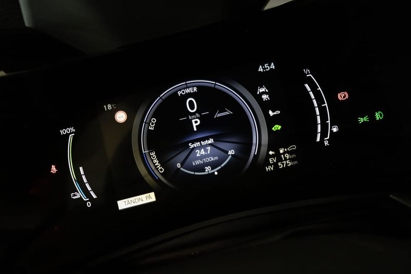 Lexus NX bild 19