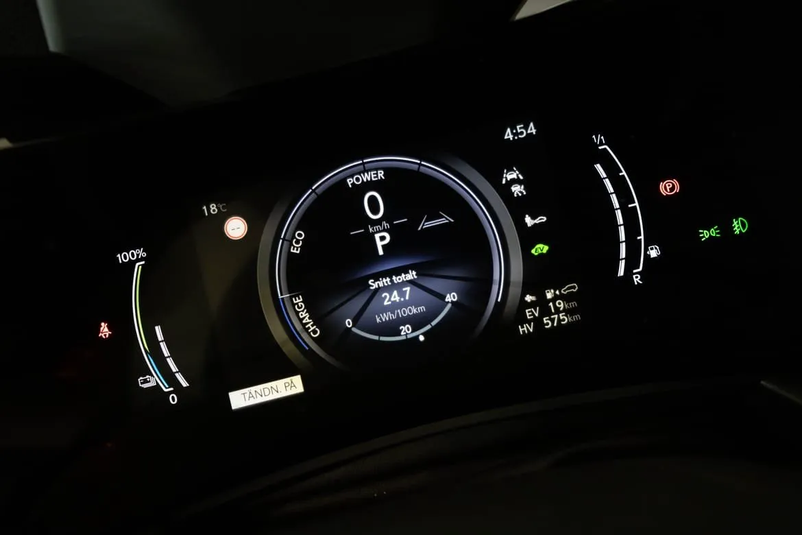 Vehicle image 18