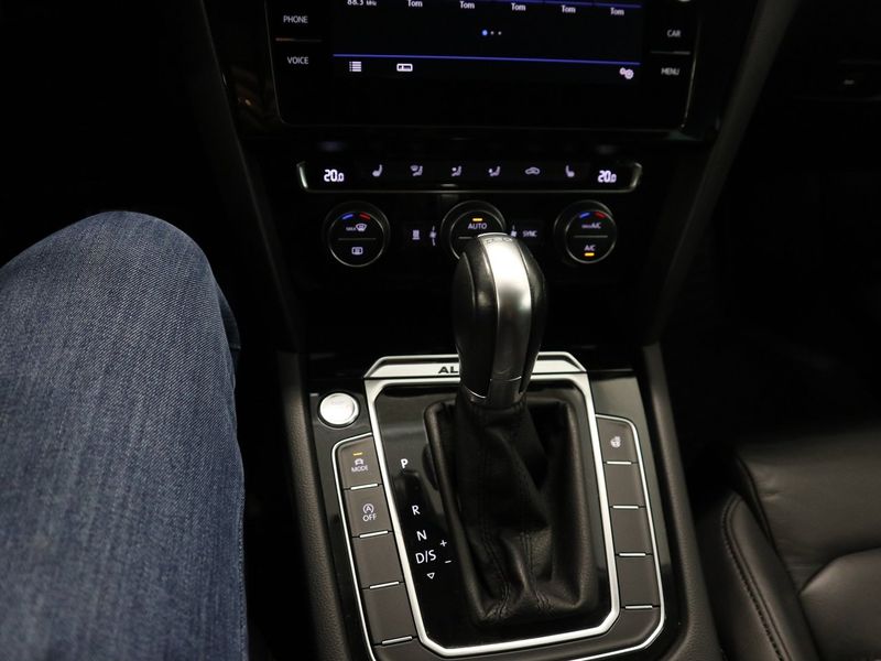 Volkswagen Passat bild 9
