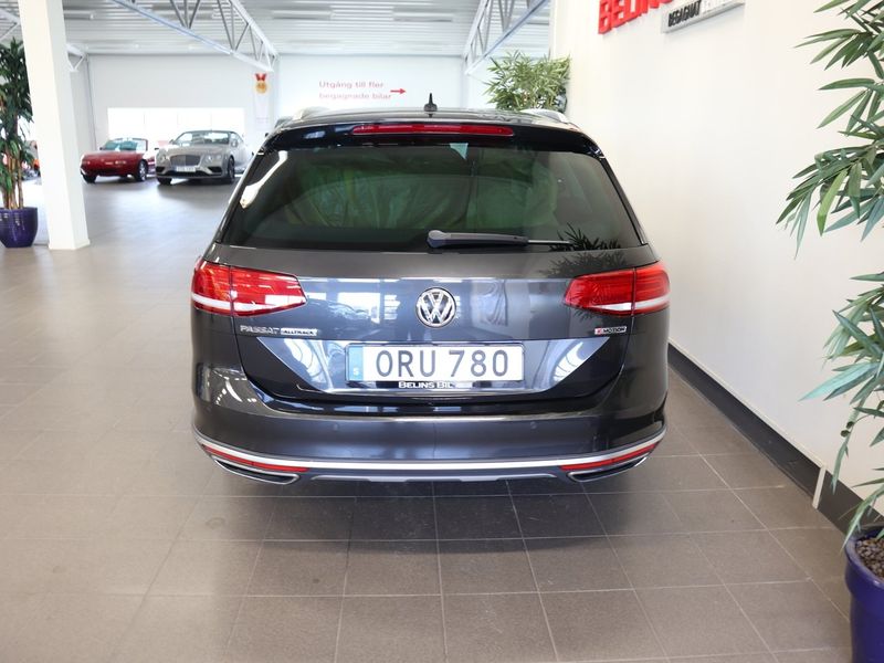 Volkswagen Passat bild 4