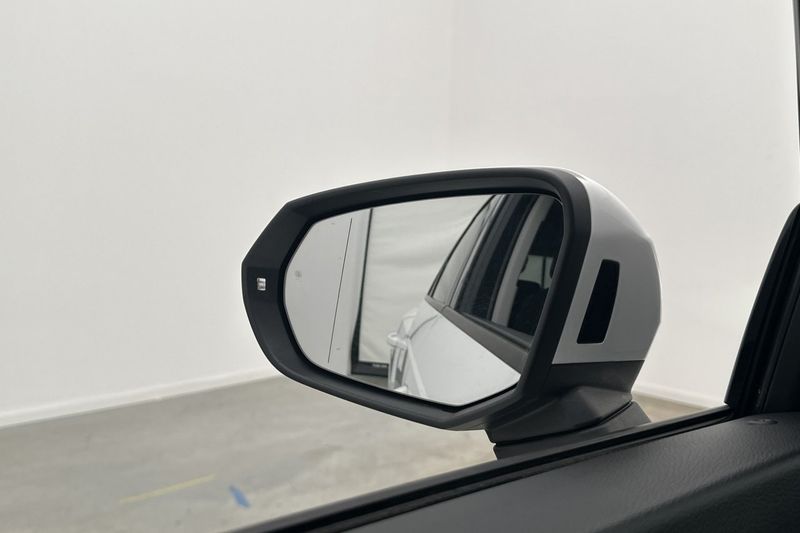 Audi Q3 bild 16