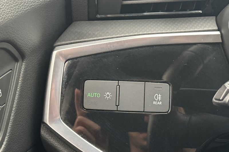Audi Q3 bild 25