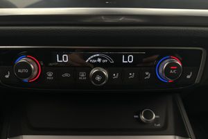 Audi Q3 bild 24
