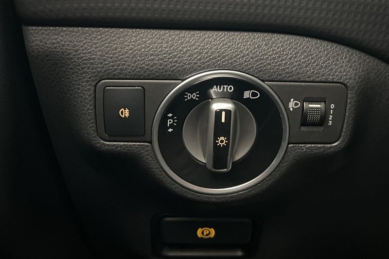 Mercedes A180 bild 19