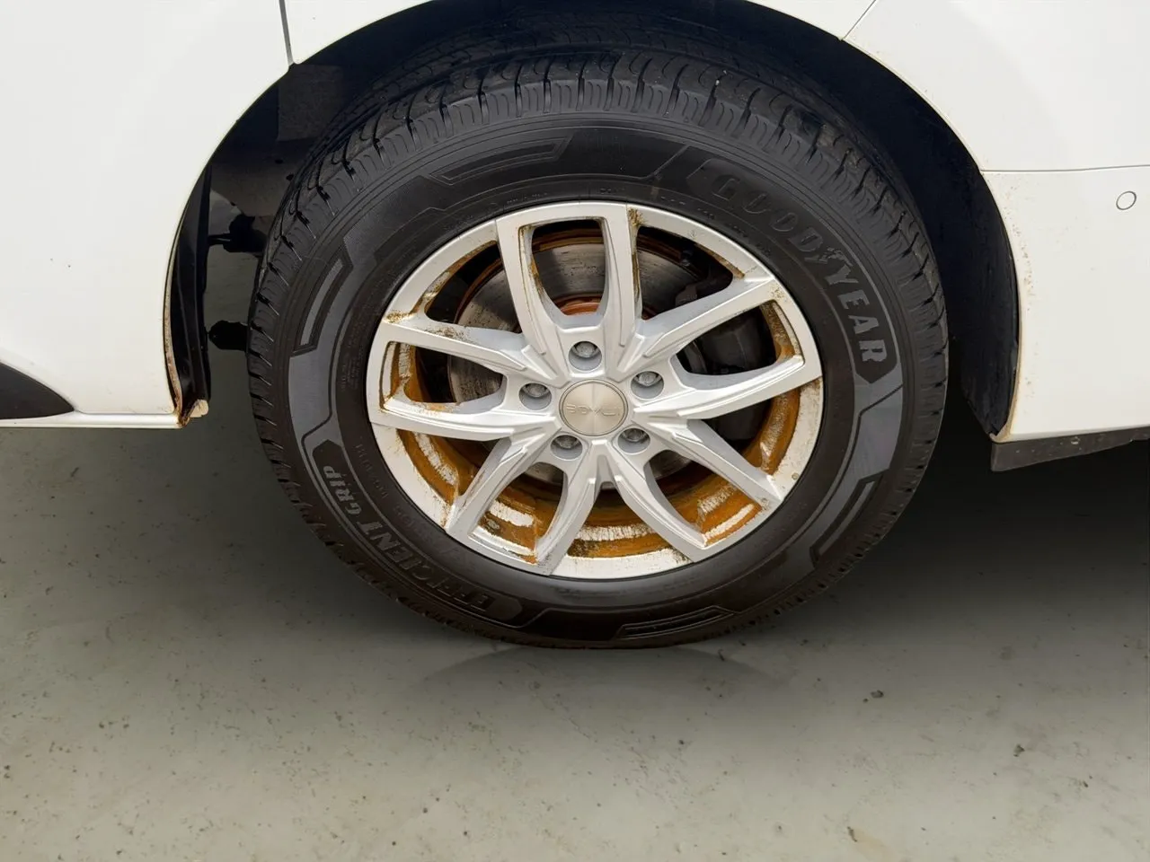 Vehicle image 31