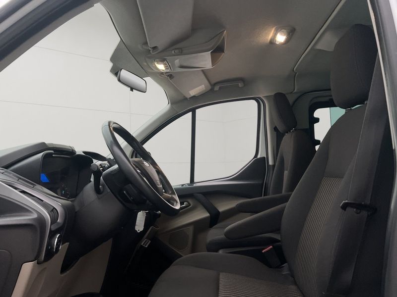 Ford Tourneo Custom bild 15
