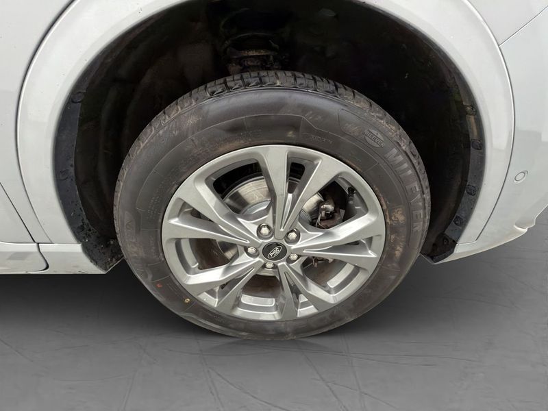 Ford Kuga bild 34
