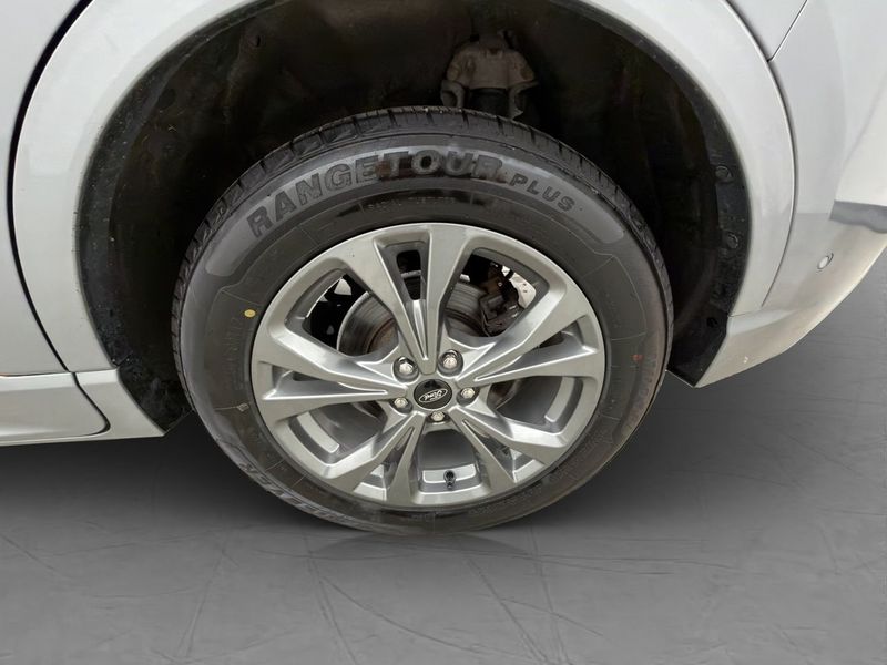 Ford Kuga bild 32