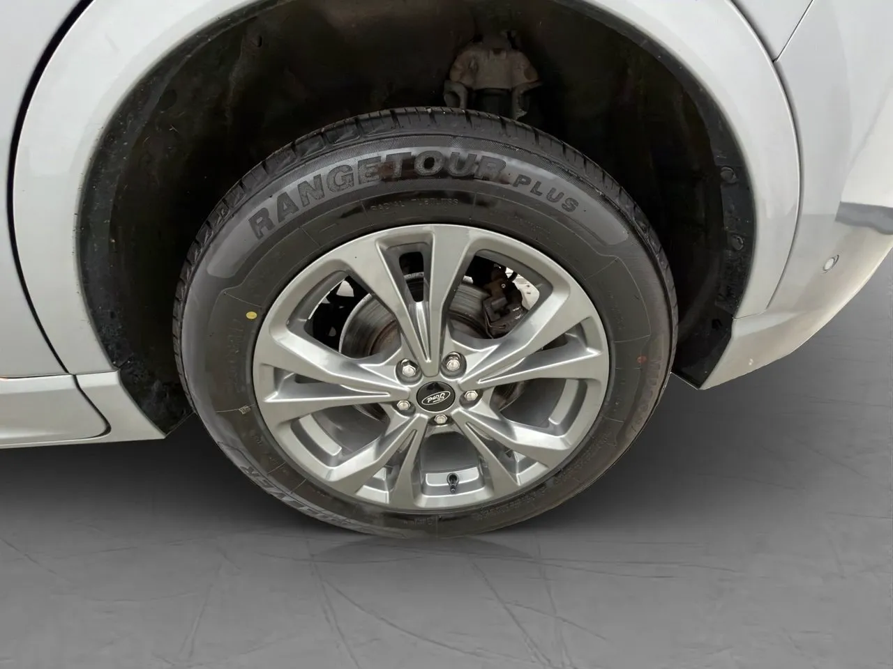 Vehicle image 31