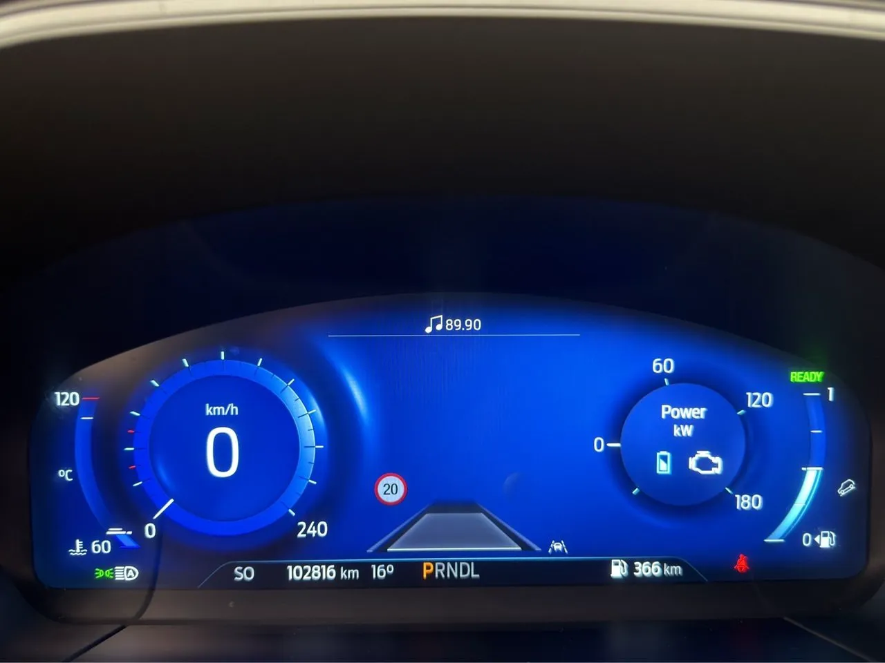 Vehicle image 19