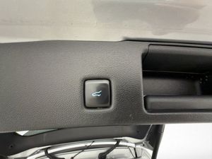 Ford Kuga bild 30