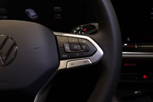 Volkswagen Passat bild 15