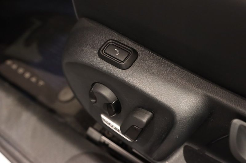 Volkswagen Passat bild 13