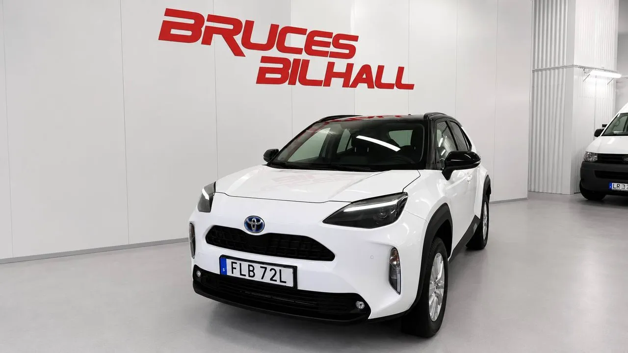 Vehicle image 7