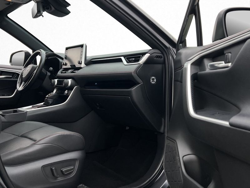 Toyota RAV4 bild 28