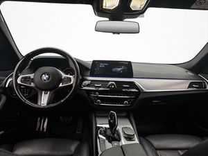 BMW 530 bild 14