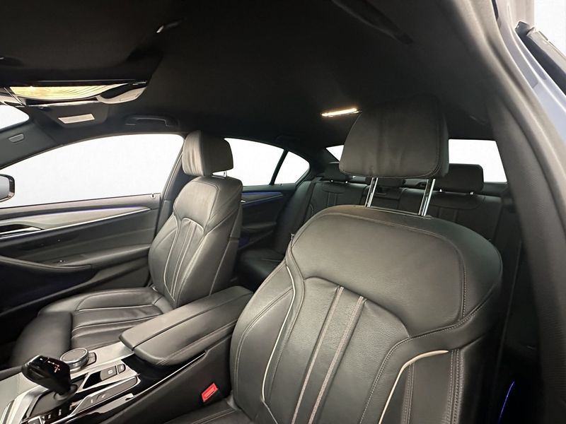BMW 530 bild 9