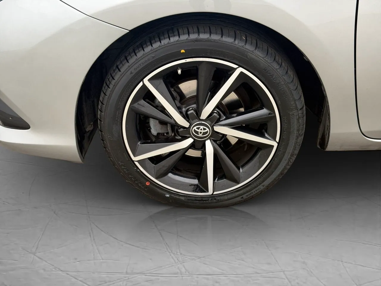 Vehicle image 20