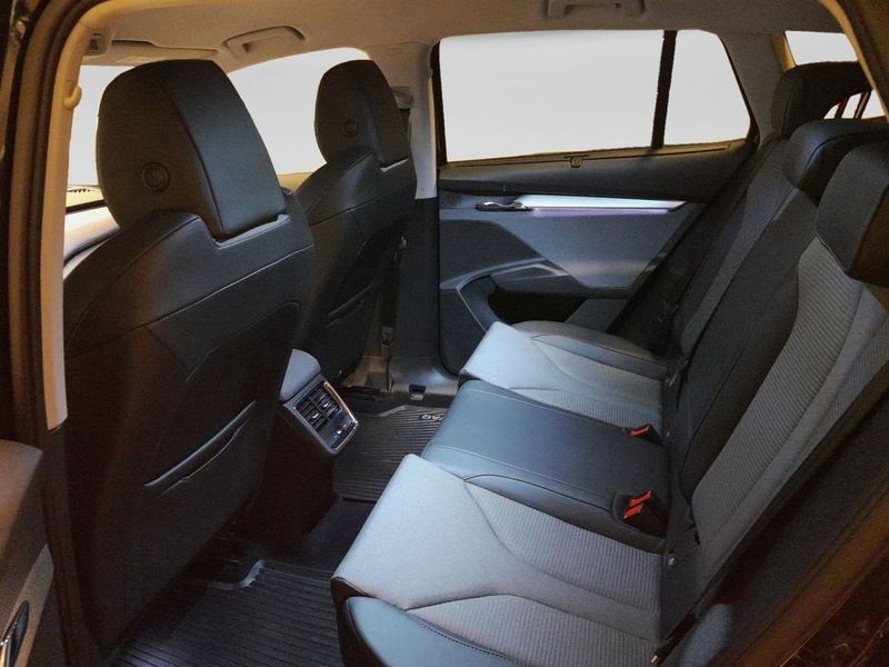 Skoda Enyaq bild 5