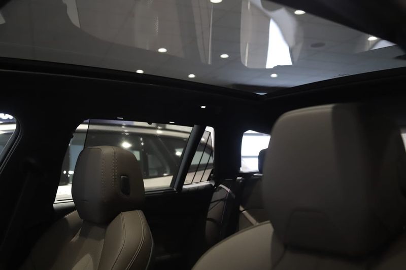 BMW i5 bild 6