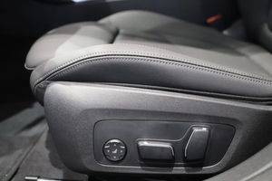 BMW i4 bild 13