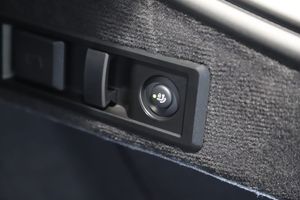 BMW i4 bild 19