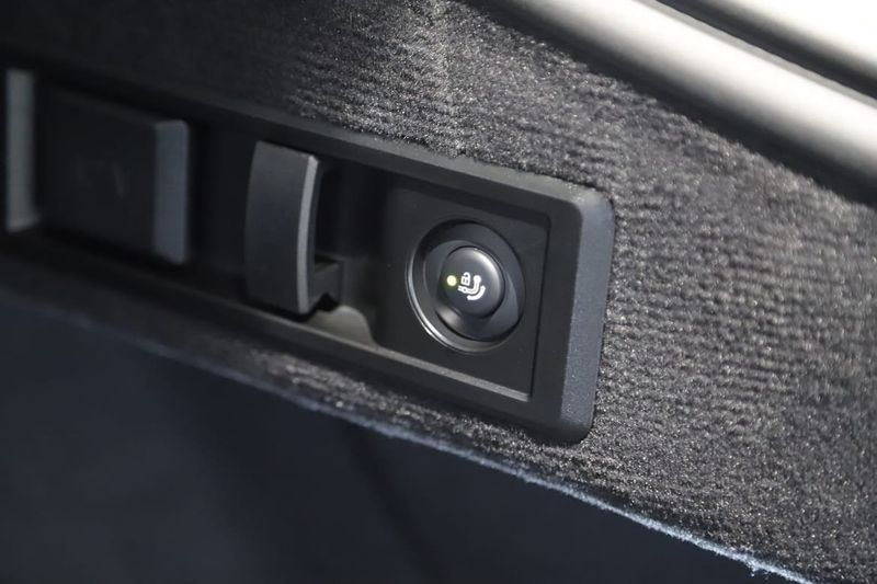 BMW i4 bild 19