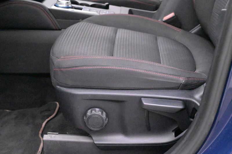Ford Kuga bild 10