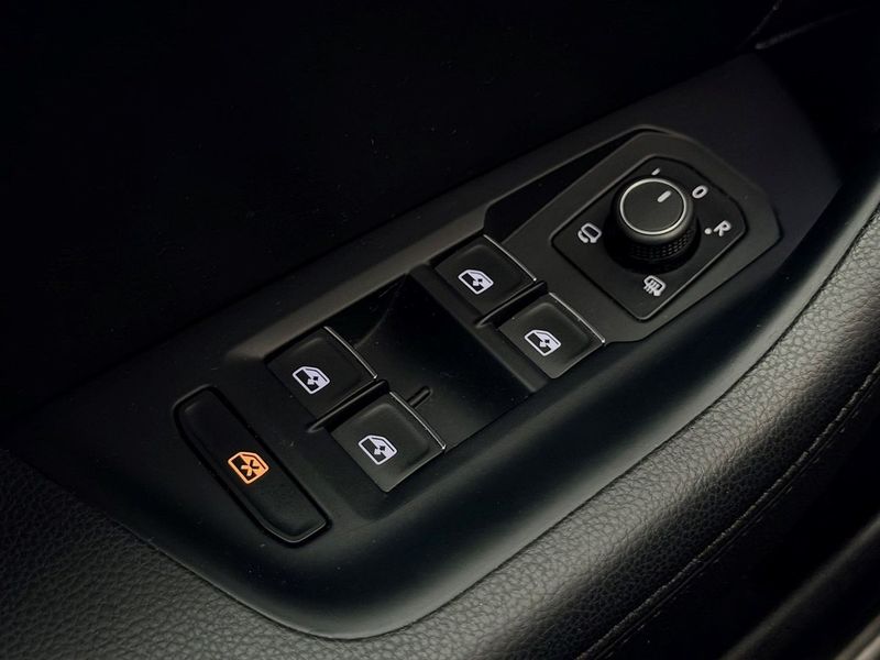 Volkswagen Passat bild 32
