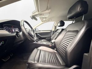 Volkswagen Passat bild 11