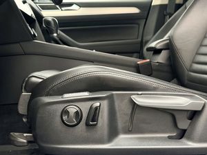 Volkswagen Passat bild 13