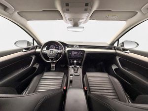 Volkswagen Passat bild 15