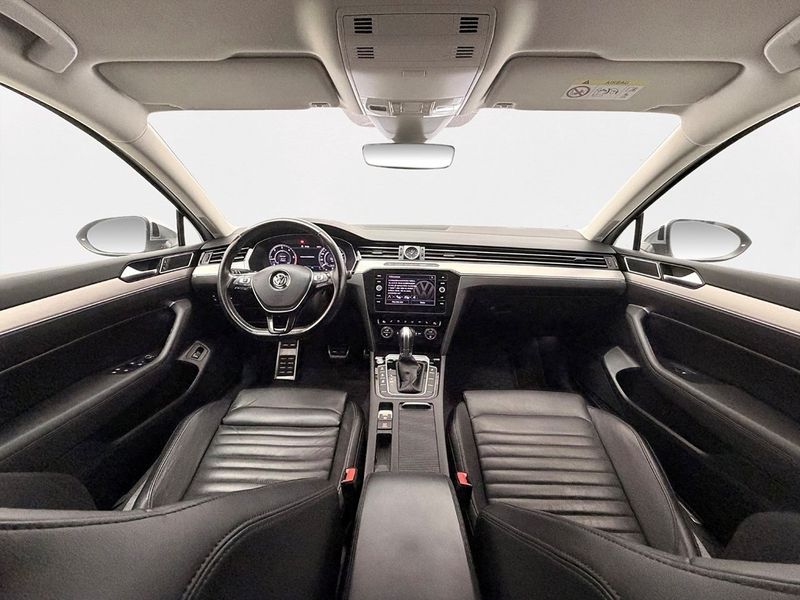 Volkswagen Passat bild 15