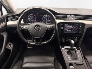 Volkswagen Passat bild 18