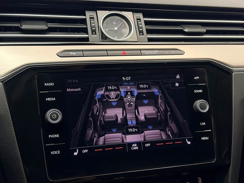 Volkswagen Passat bild 24