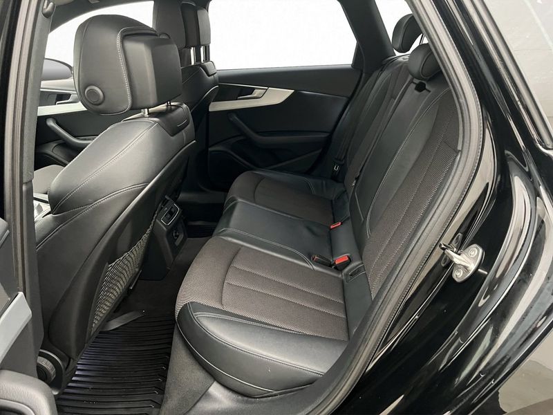 Audi A4 bild 17