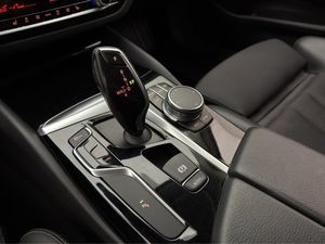 BMW 520 bild 25