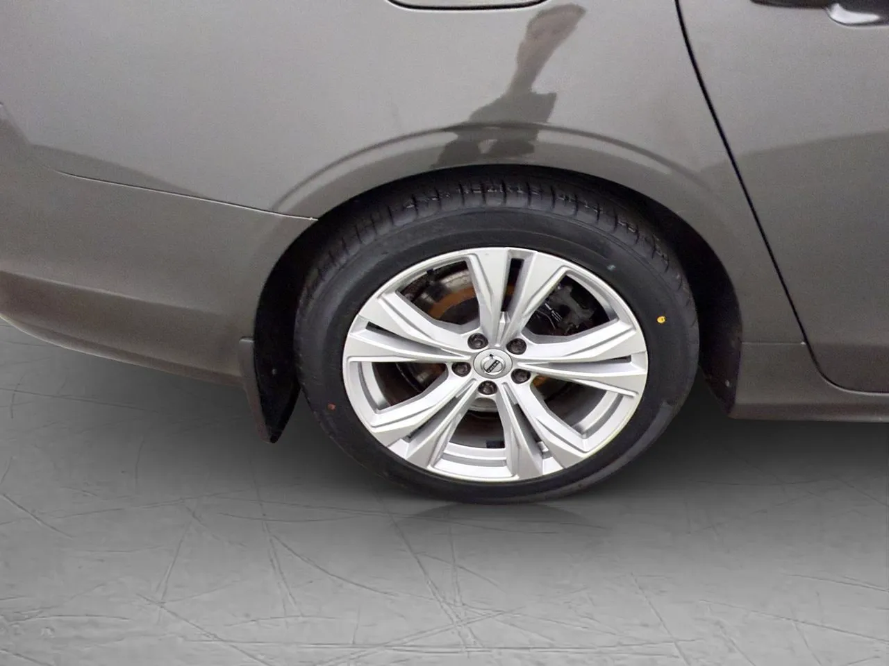 Vehicle image 36
