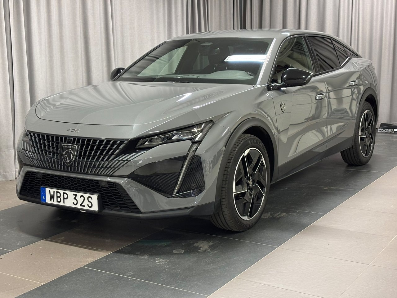 Peugeot 408