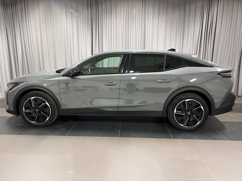 Peugeot 408 bild 2