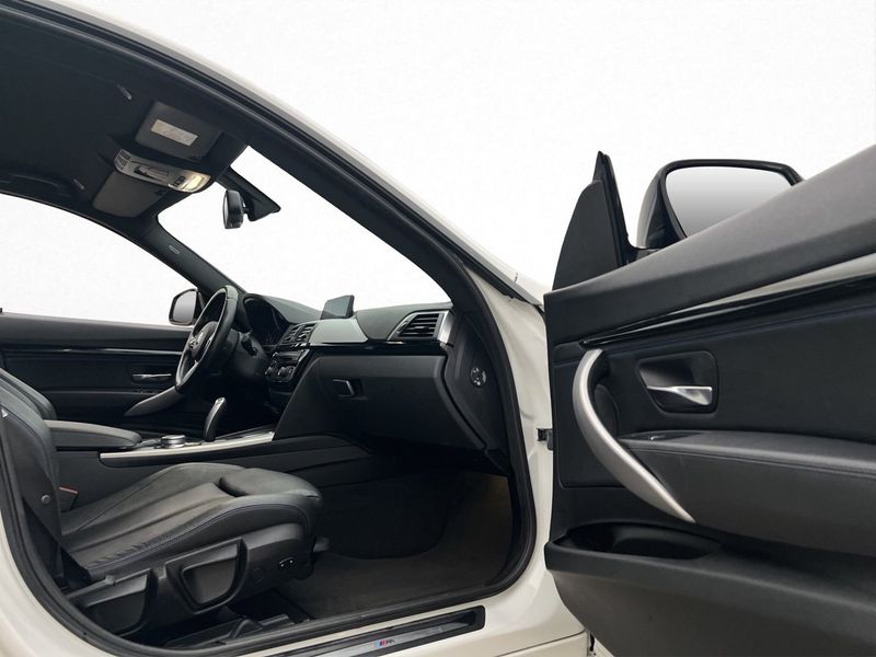 BMW 320 bild 19
