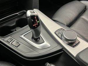 BMW 320 bild 25