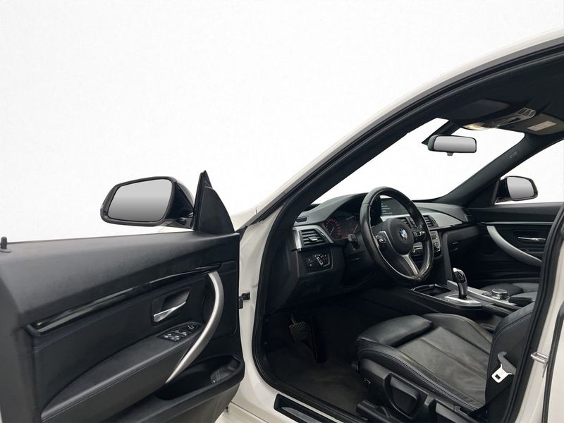 BMW 320 bild 10