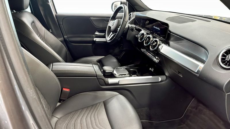 Mercedes GLB200 bild 3