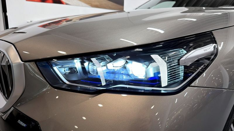 BMW i5 bild 11