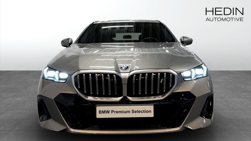 BMW i5 bild 8