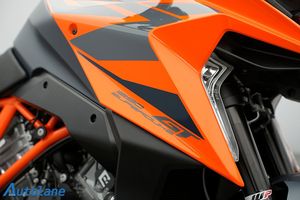 KTM 1290 Super Duke bild 18