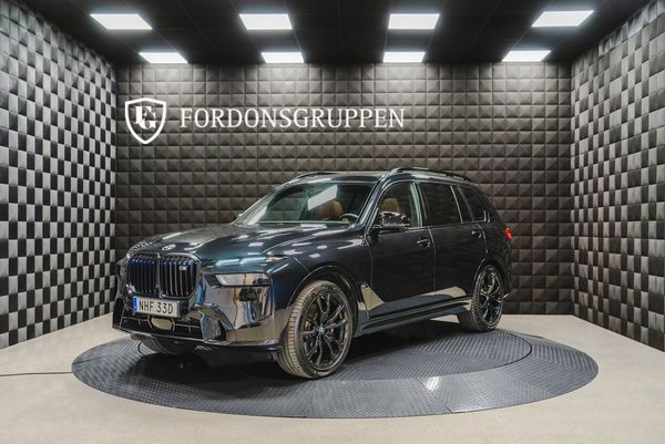 BMW X7 M60i xDrive M Sport Pro / Exclusive / B&W / SE SPEC - 2024