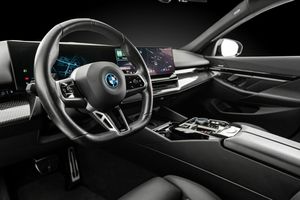 BMW 530 bild 16